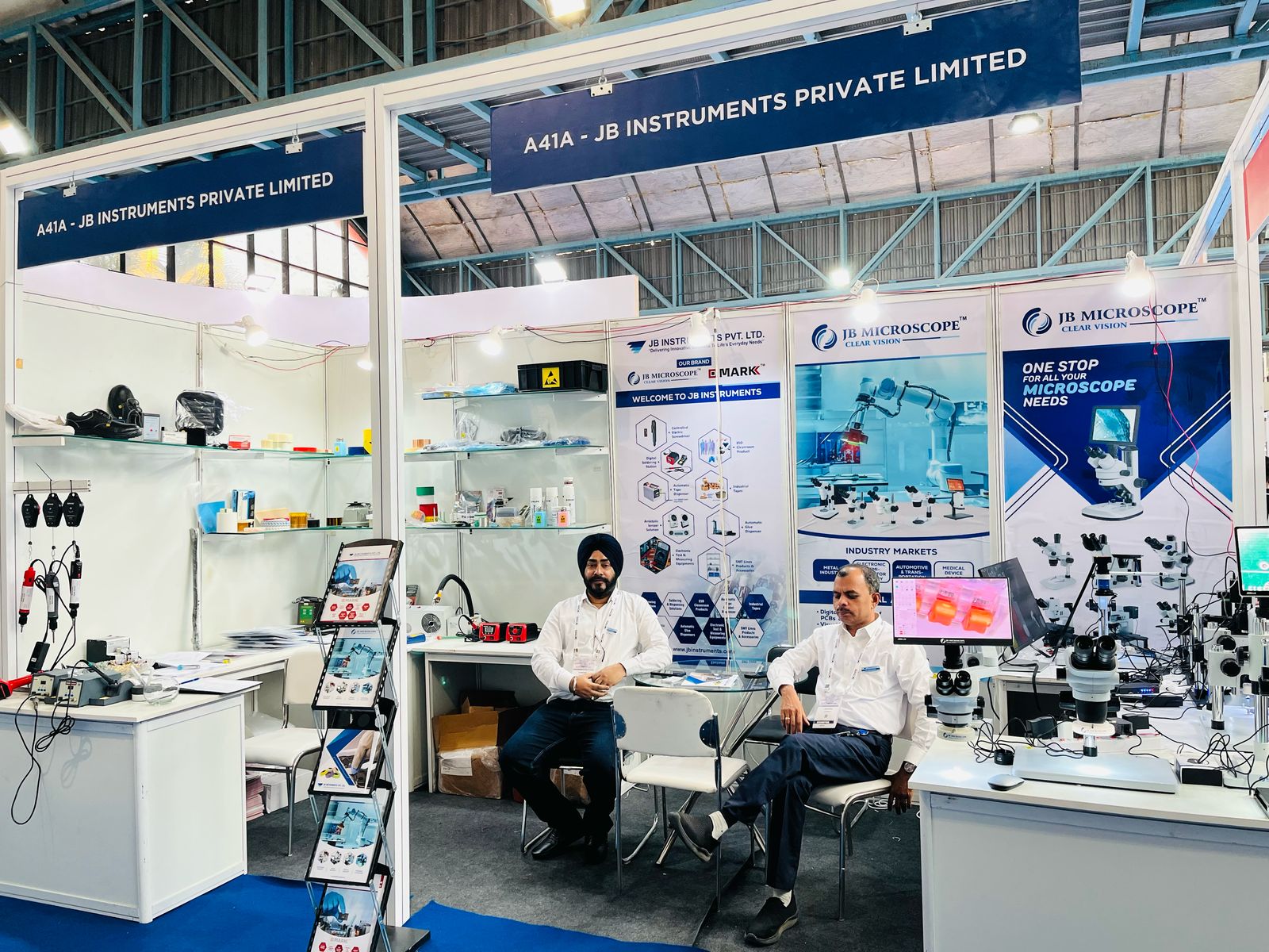 JB Instruments Technical Team at National Expo